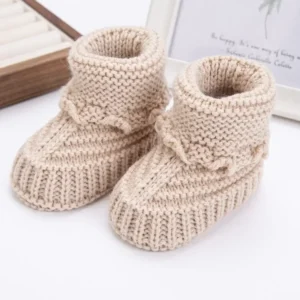 Handmade Baby Knit Booties – (0–12 Months)